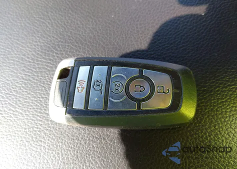 2020 Ford Expedition Limited Max z USA, uszkodzony, nr VIN 1FMJK1KT6LEA10952